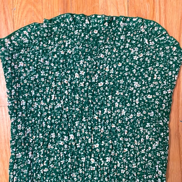 ADORABLE FLORAL SHEIN DRESSES! NWOT. - Picture 2 of 5